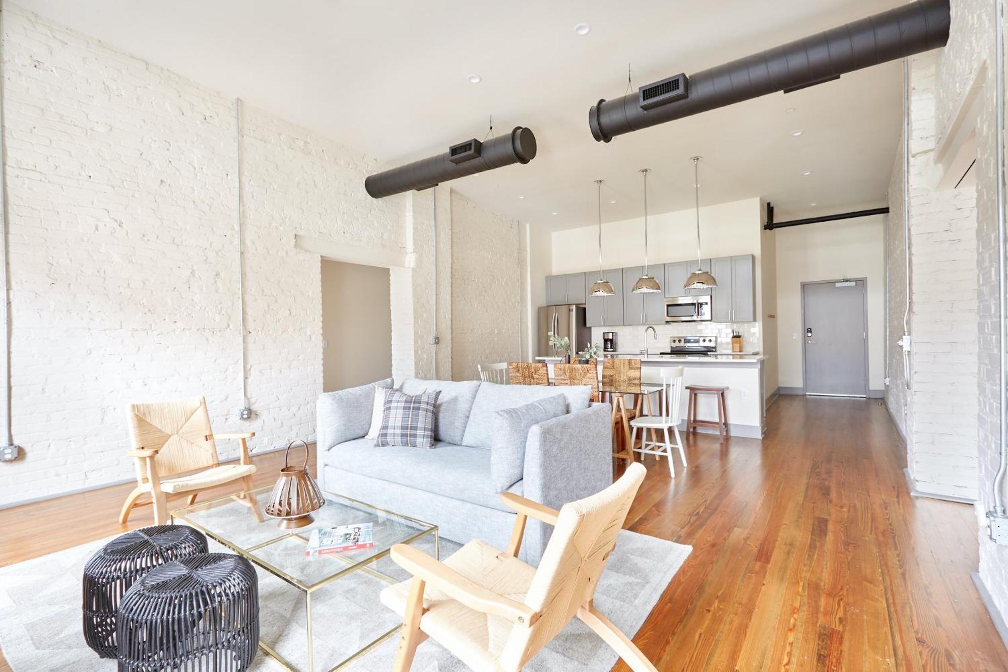 Sonder By Marriott Bonvoy The Broughton Apartments Historic District Savannah Bagian luar foto